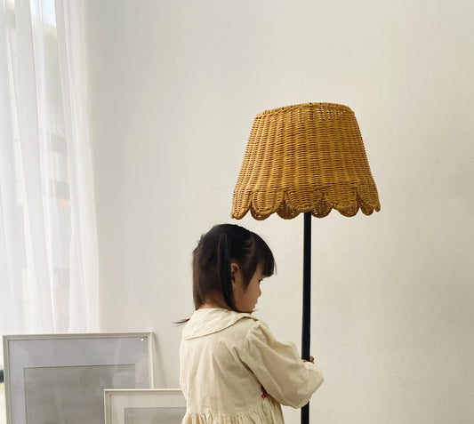 Rattan Scallops Lamp Shade