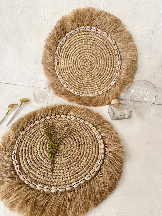 Raffia Shell Fringe Natural Placemats