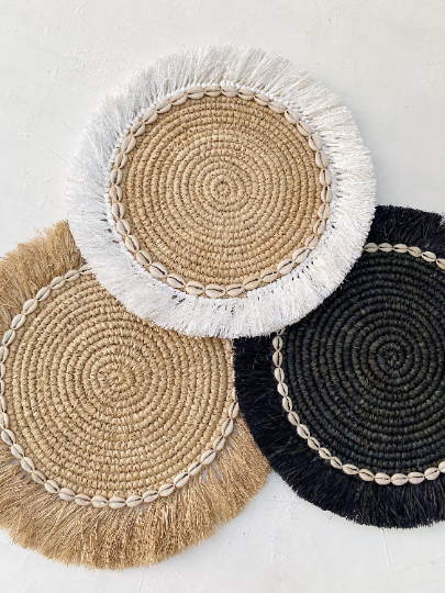 Raffia Shell Fringe Black Placemats