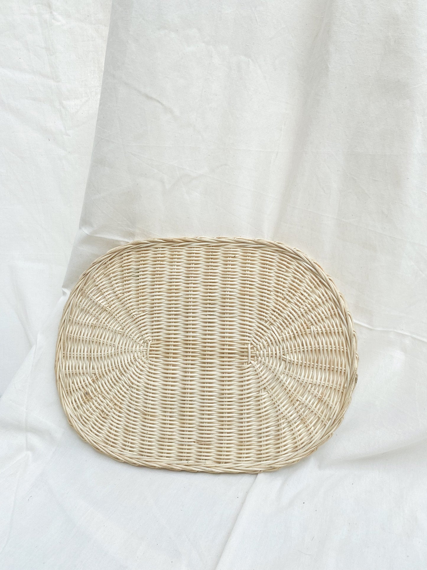 Irian Oval Rattan Placemats