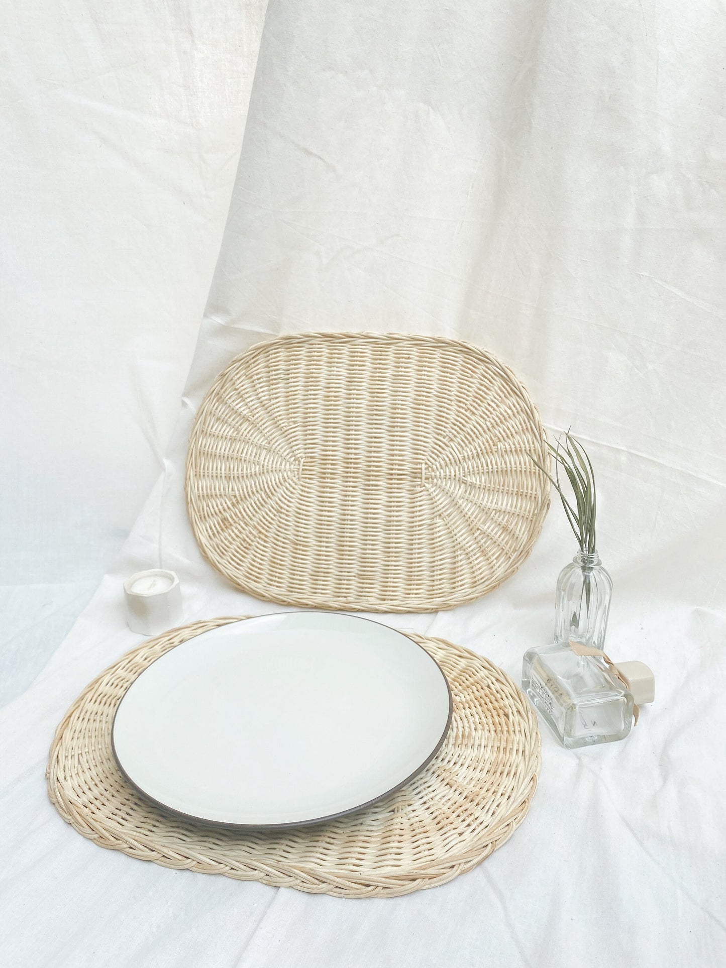 Irian Oval Rattan Placemats