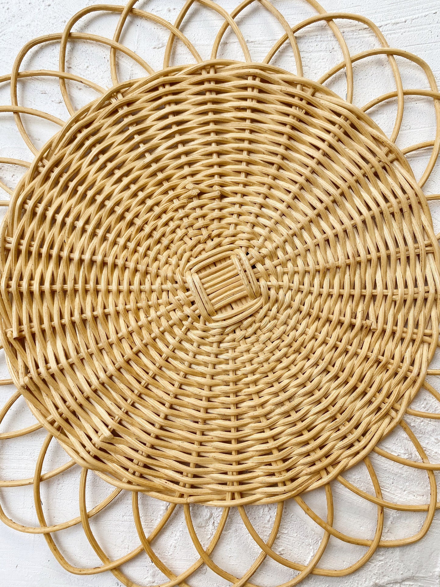 Mare Flower Rattan Placemats