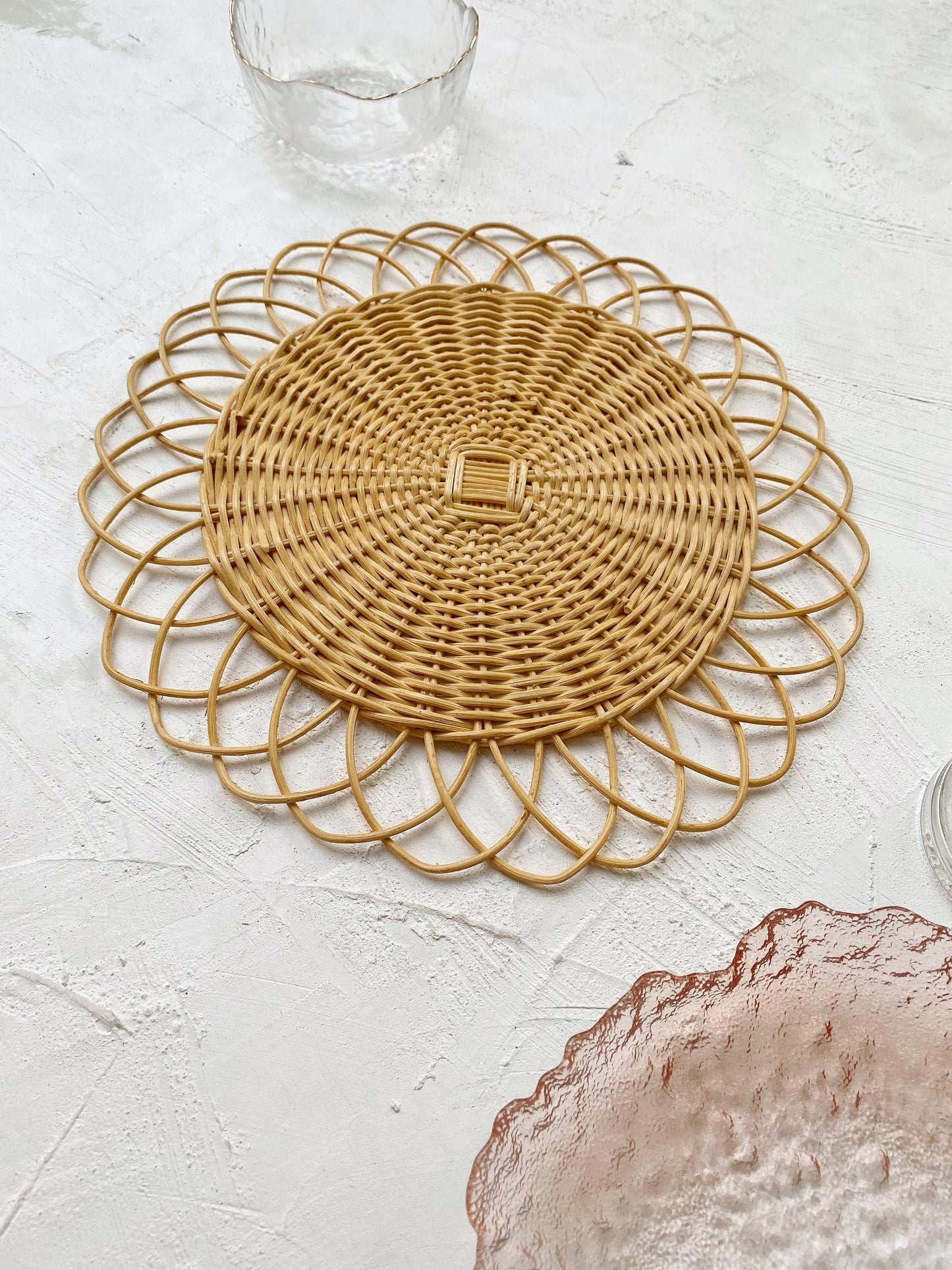 Mare Flower Rattan Placemats